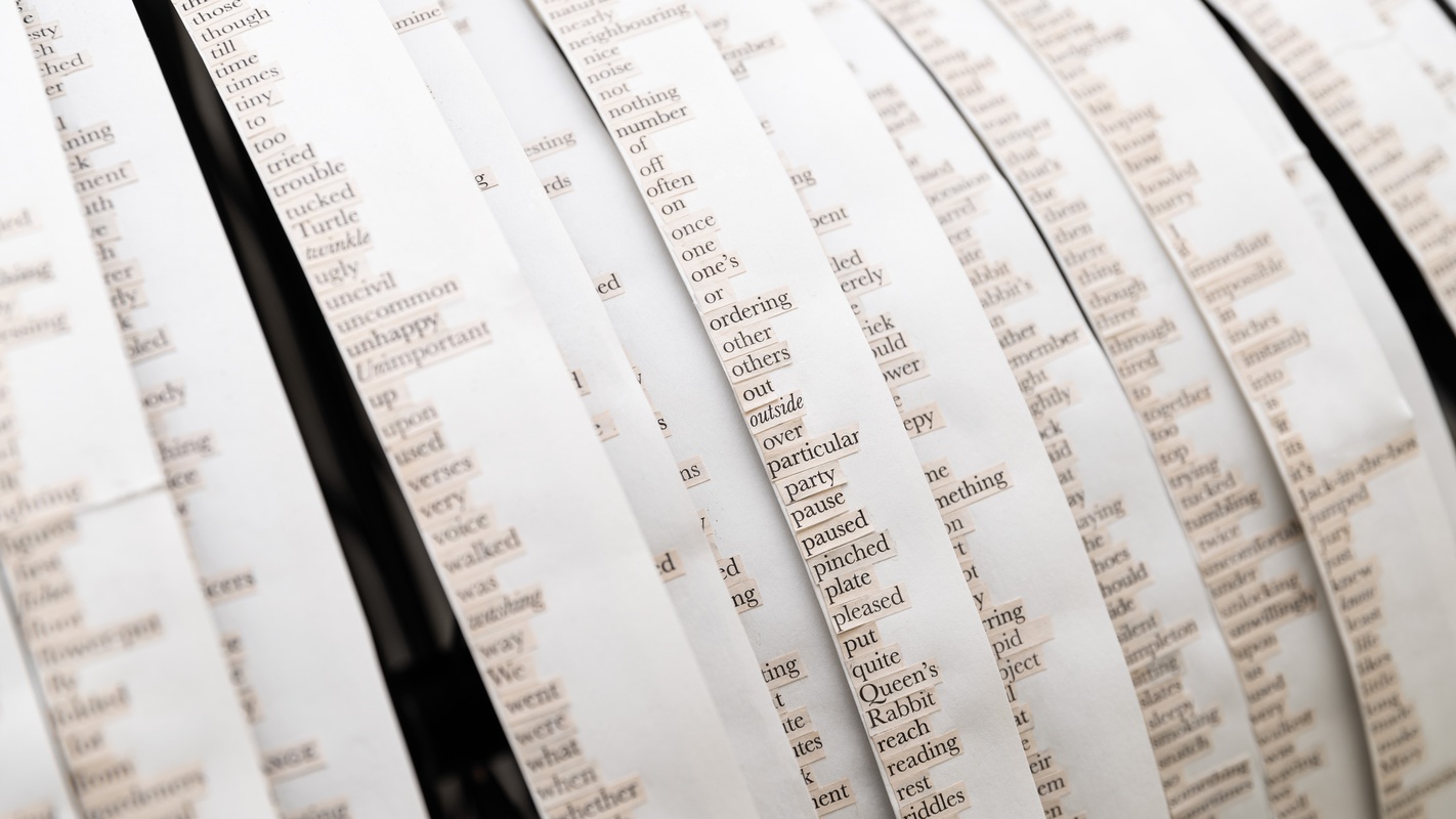 Jochen Höller – Lesen mit dem Messer - Kurt Dornig Grafikdesign